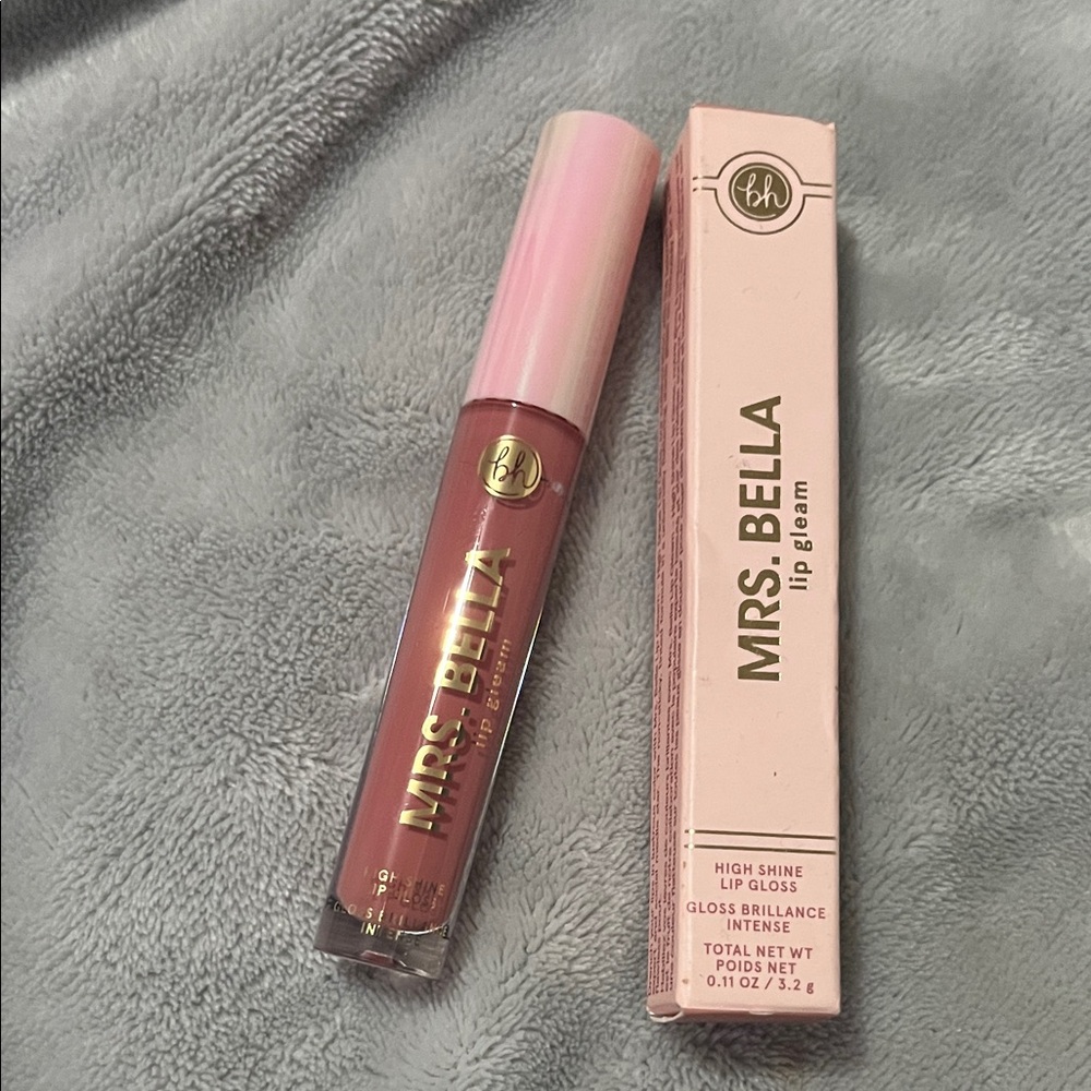 BH Cosmetics Mrs. Bella Lip Gloss - Soft Pink
